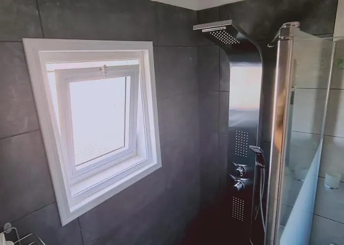 Ha.de.co. Apts Lejlighed