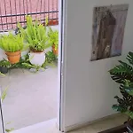 Ha.de.co. Apts *