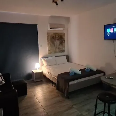 Ha.de.co. Apts * Ajía Nápa