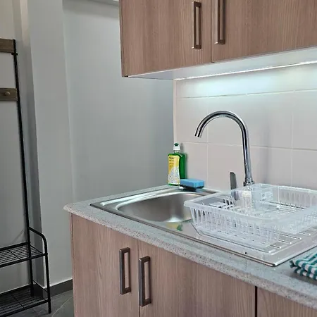 Ha.de.co. Apts דירה איה נאפה