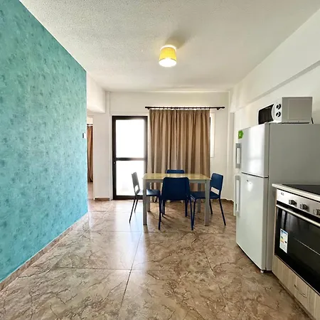 Ha.de.co. Apts *