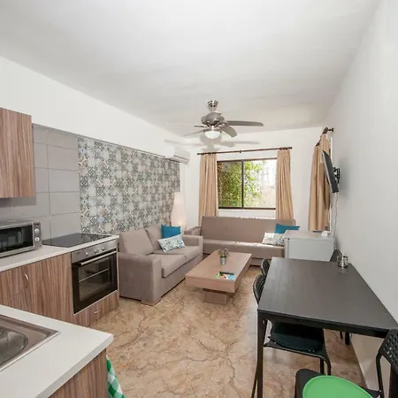 Ha.de.co. Apts איה נאפה