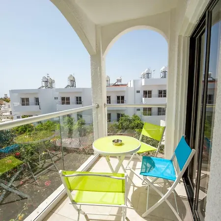 Apartament Ha.de.co. Apts *